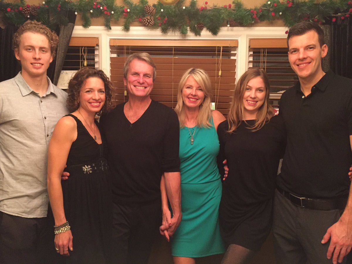 Berdankski's tweet photo. @CCUSenBanquet #ccuseniors16 https://t.co/EuQH6mbDwm