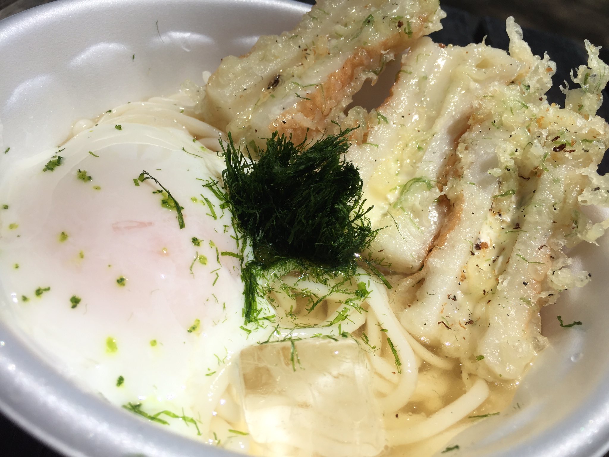 落ち着いてからおいでよ徳島 祖谷のかずら橋 半田そうめん マチアソビ 橋の下美術館 マチアソビ ダヨさん おまえらのgwを画像4枚で振り返れ T Co Lf1jt7rnky Twitter