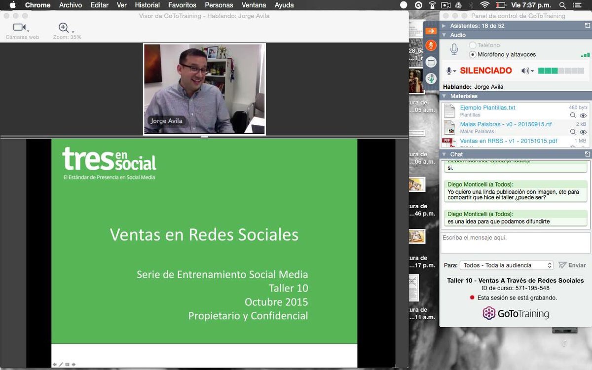 DCeciblue's tweet photo. Así mi viernes social, jaja social. Literal. En taller de @jorgeavilam con @tresensocial https://t.co/5ZBaRY8P22