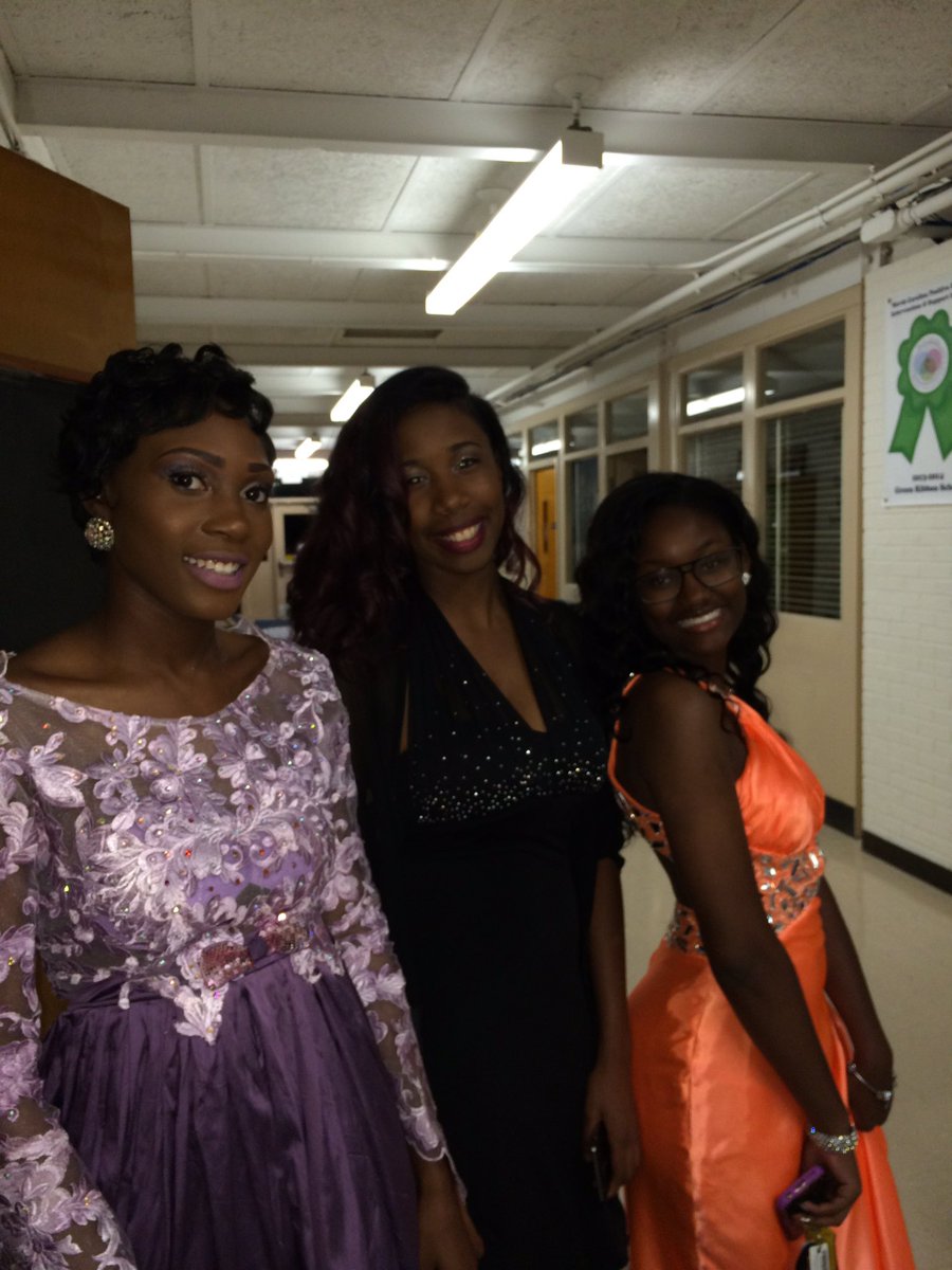 ABWHS's tweet photo. Prom 2016!!! https://t.co/Jzv6V0nH9c