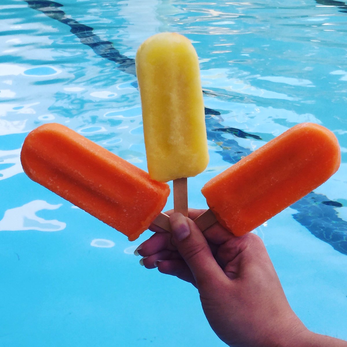 UrbanCityPops's tweet photo. Splashin' around with some Thunder pops! #urbancitypops #UCP #okcthunder ⚡️🍍🍊 https://t.co/tD0VDhrOAm