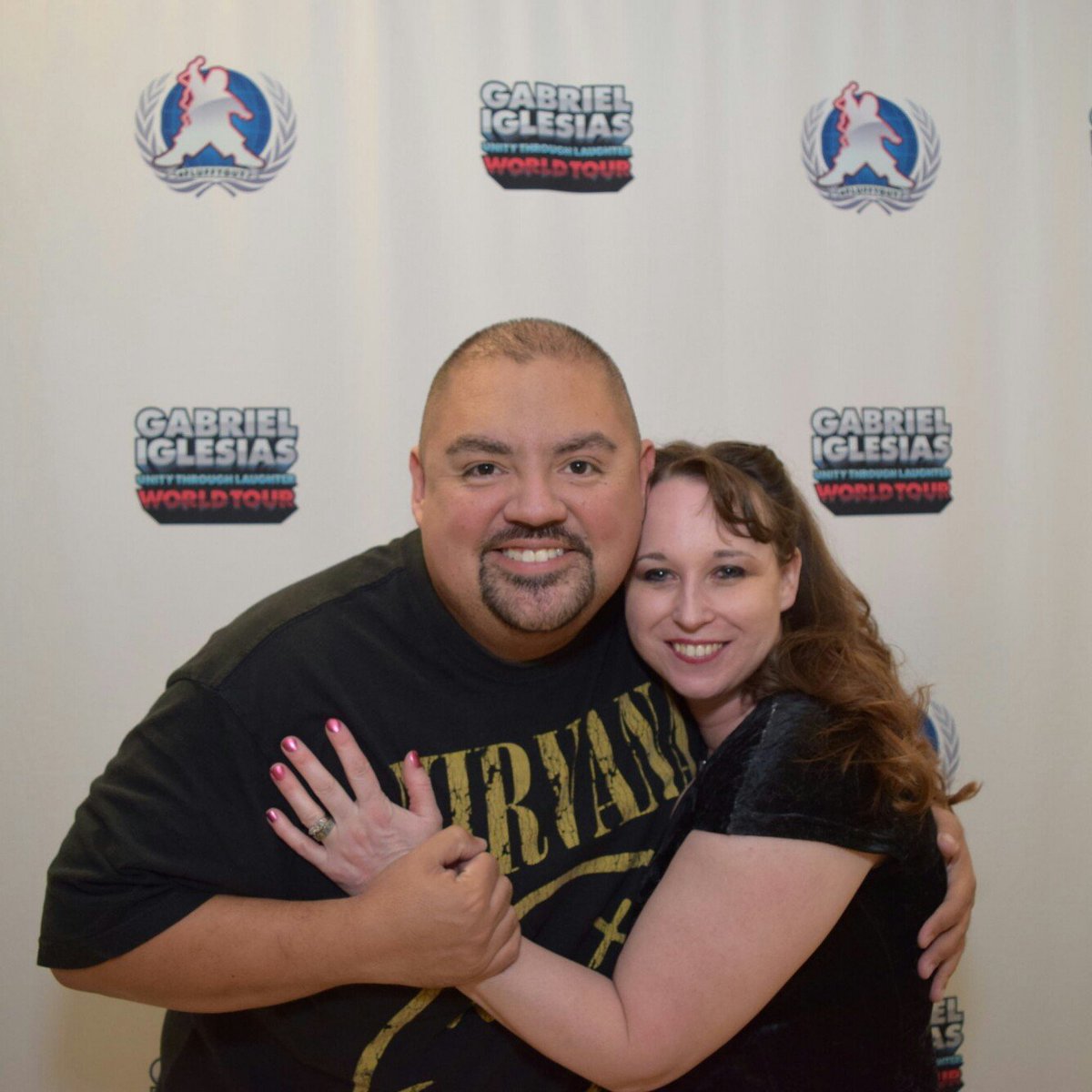 tricia_stenger's tweet photo. The first time I saw @fluffyguy! ❤ Unforgettable experience! 😍 #Fluffy #UnityThroughLaughterTour https://t.co/gxsVz59o44