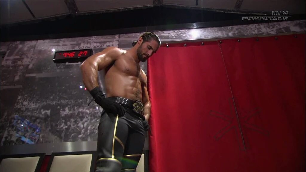 AllRedMandy's tweet image. So ladies who's hotter 1 2 3 4 my answer is 1 btw