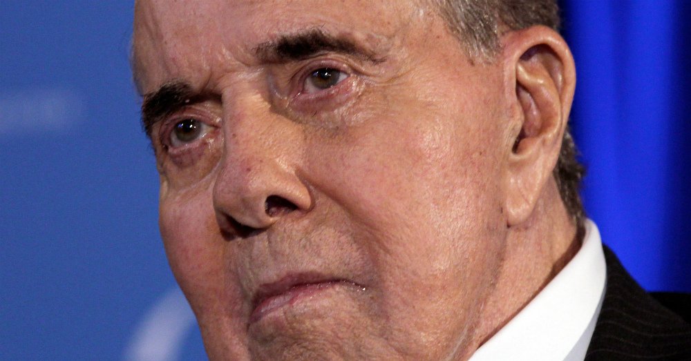 .@RobertJDole endorses @RealDonaldTrump bit.ly/1VNgB94?utm_me… https://t.co/6tQmMM0lfU