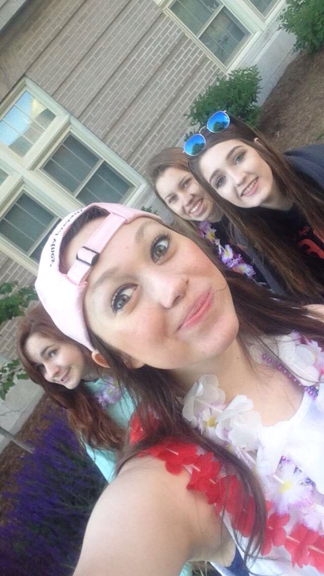 rkmulvaney's tweet photo. Thankful for a great last day with these wonderful ladies 💜💛 #kougs https://t.co/vc070WQixk