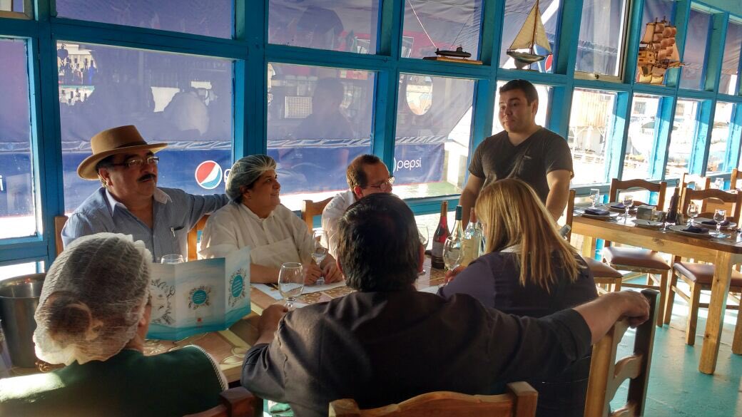 cavasreunidas's tweet photo. Presentación carta Armonía en Club House, Muelle Barón, Valparaíso #armonia #valpo #cartaespecial https://t.co/esfFNTMSBG