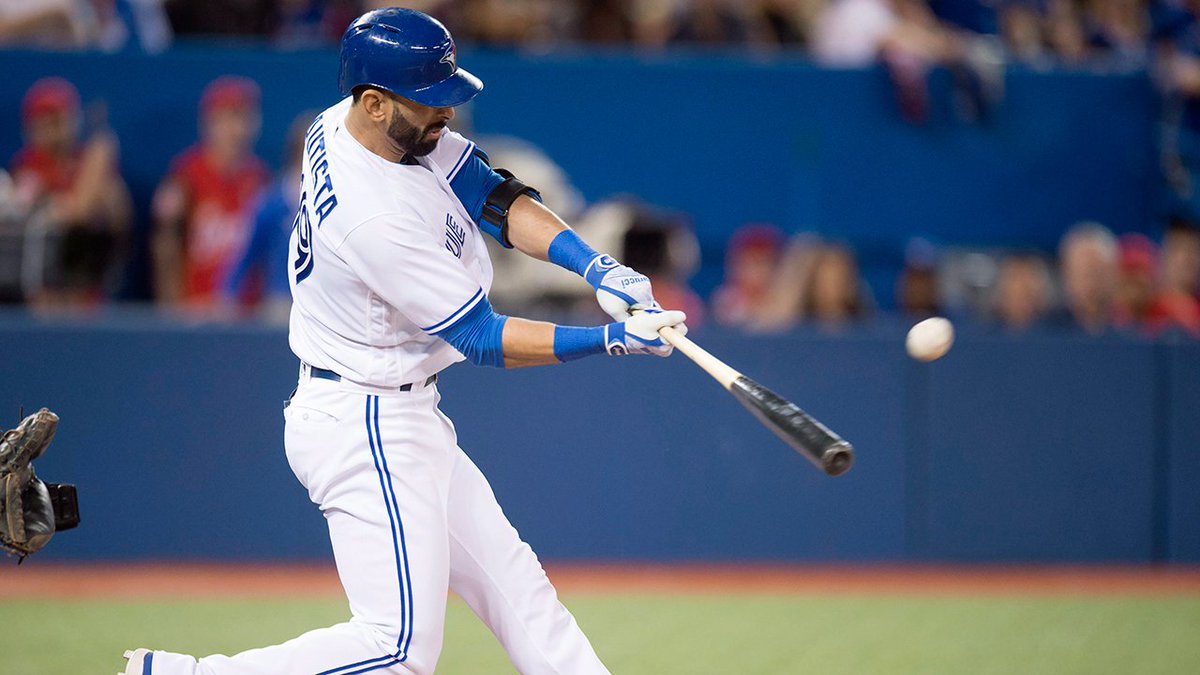 Sportsnet's tweet image. #GottaSeeIt: Bautista puts #BlueJays on the board vs. #Dodgers with no-doubt two-run shot. sprtsnt.ca/1q4DJBP