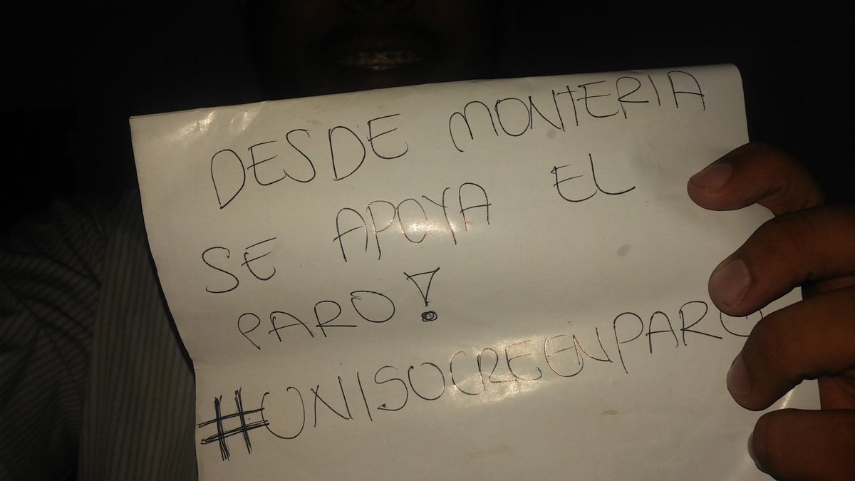 FranciscoJTPI's tweet photo. #UnisucreEnParo Sientan todo el apoyo. Prom #Admon2015 https://t.co/uvt0v41gNm
