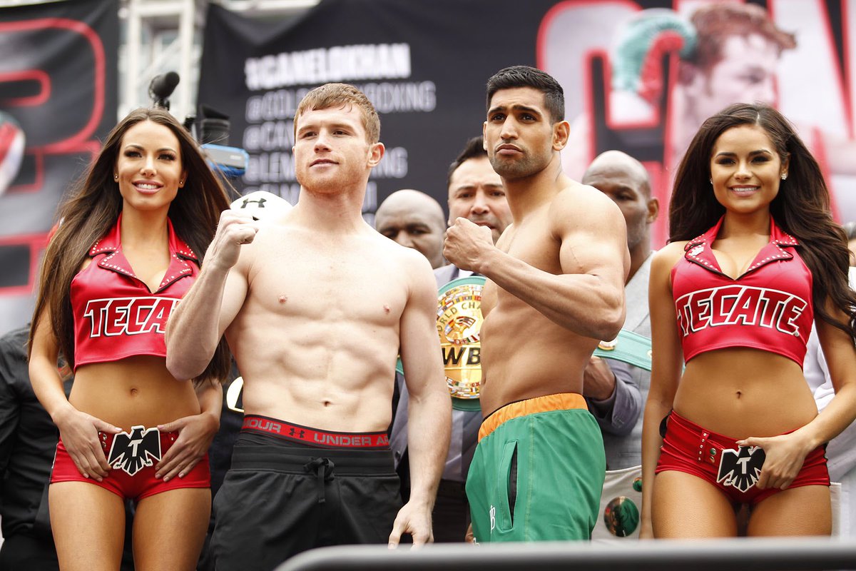 BoxingInsider's tweet photo. Canelo Alvarez and Amir Khan pose at the weigh in #CaneloKhan https://t.co/dfpjr1TWom