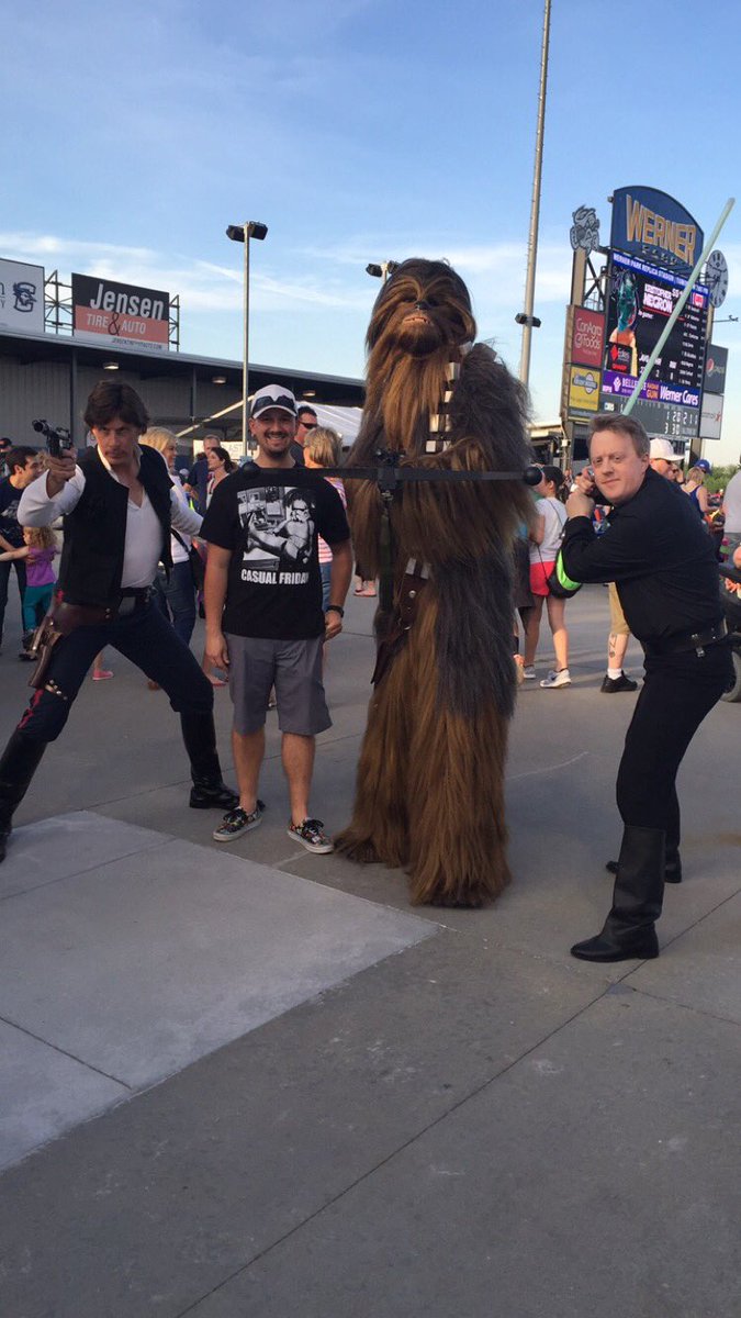 KcShae10's tweet photo. Being children for for the night! #oppdstormchasers #starwarsnight #children @JoshBenson18 https://t.co/aTTHx1wOz7