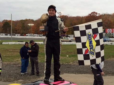 RaceDayCT's tweet photo. Driven History: Jacob Perry Ready For Jump To Familiar Mini Stock Ride At Speedbowl #NWAAS https://t.co/8FlV7xOYNF https://t.co/xbNqRmpOVq