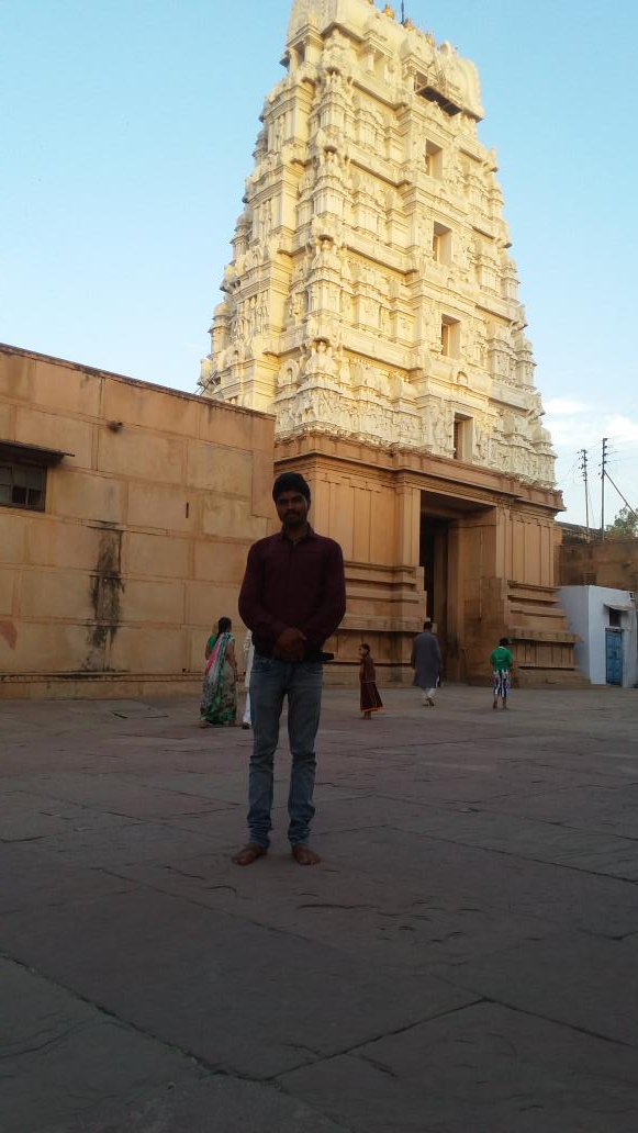 ashok_choudhry's tweet photo. श्रीराधे राधे https://t.co/LLGQS7Kn4n