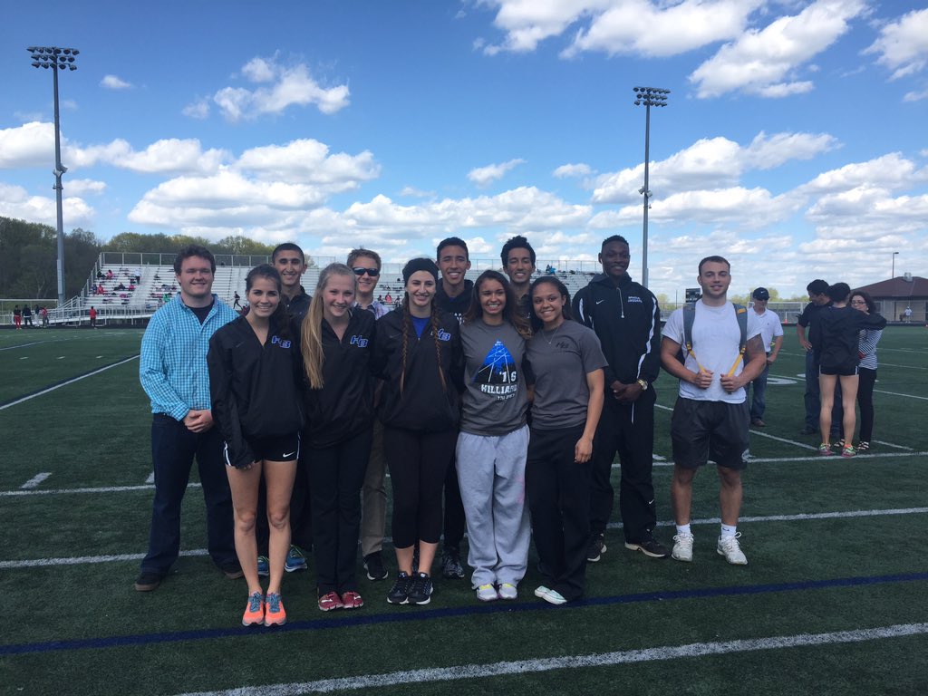 BradleyHS's tweet image. Congrats to our senior track team!