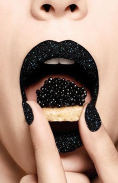 Filiphina3's tweet photo. @artgraphics4 @abo0o0db @DevilishVenom87 @Baby_Pauly_ @EloaAngel @StarStarrsky69  @R_sidney_V @ELITE_LEGENDZ_  Black https://t.co/YGRId3IEED