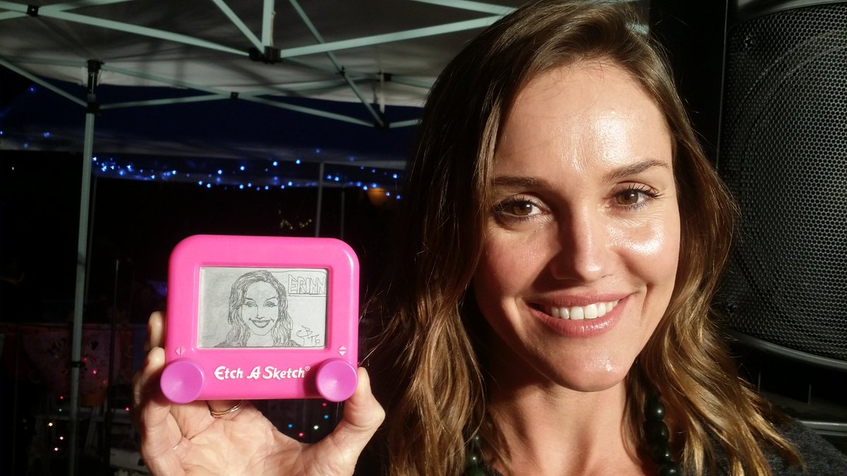 amazingetchman's tweet photo. Etching @hayeslady Erinn Hayes at FOMWS SILENT AUCTION #amazingetchman #spinmaster https://t.co/AQrAr9PNEc