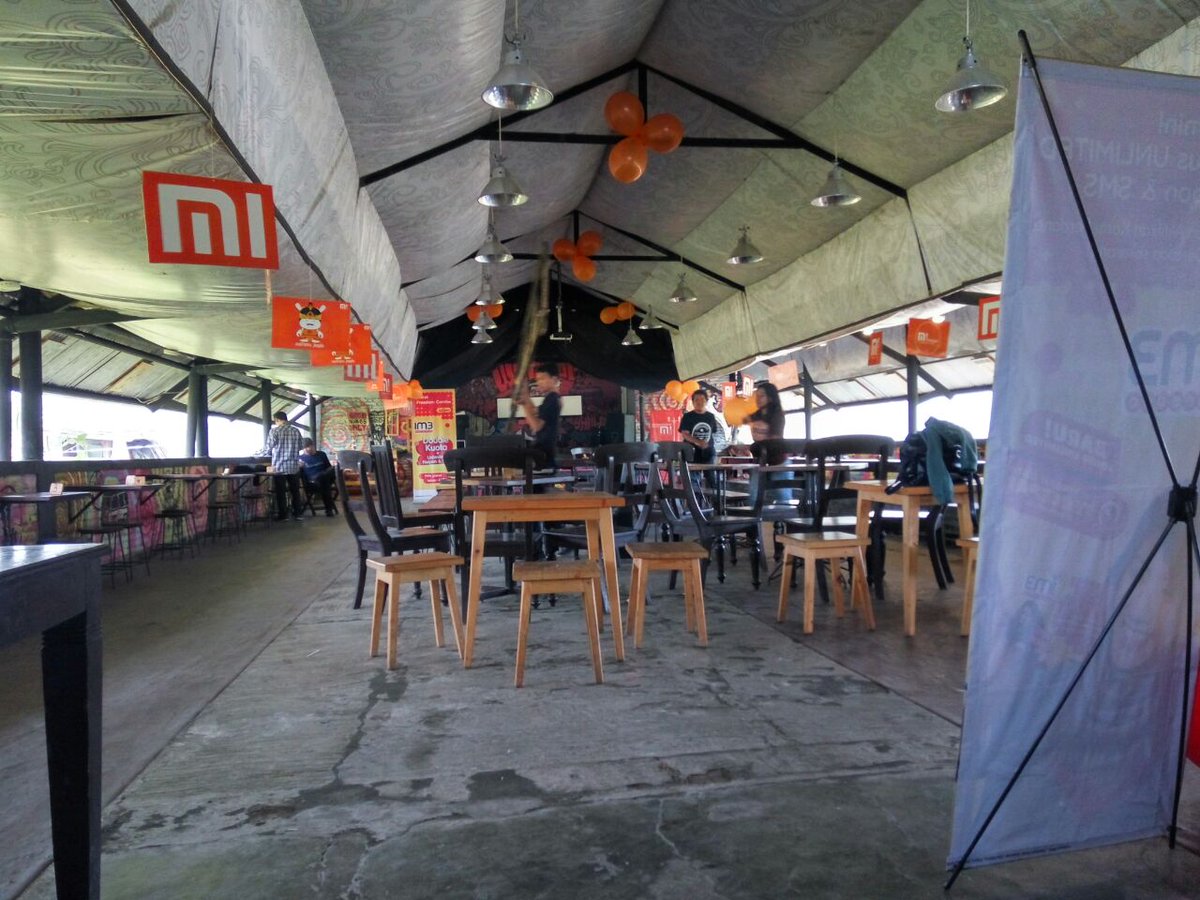 MiFans_Djogja's tweet photo. Yuk.. Yuk..MI Fans Jogja sudah  persiapan menyambut para MI Fans yang mau merapat jam 18.30 WIB
#MiFanFestJavaTour https://t.co/wmMoF14Z4X