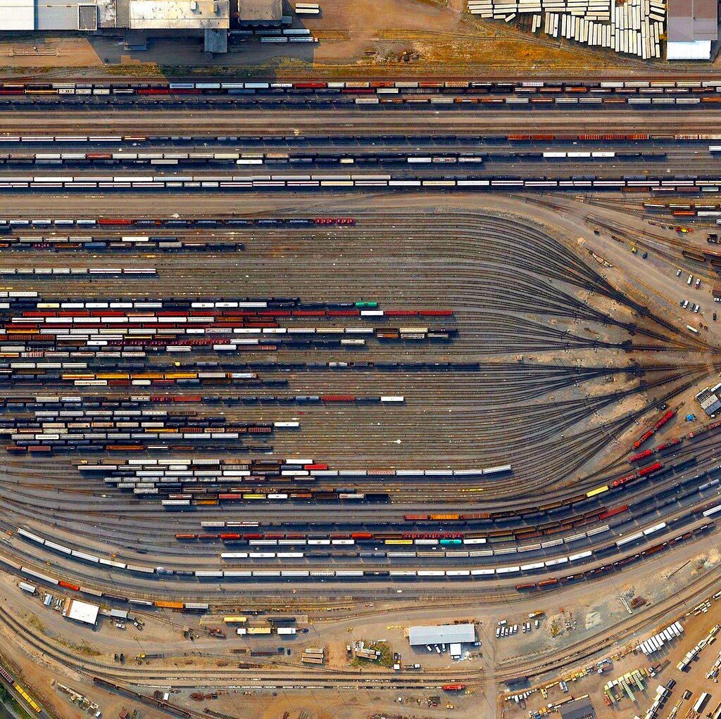 OsirisLabs's tweet image. CPR Alyth Yard, #Calgary, #Alberta, #Canada — 2015 | #EarthFromSpace #SatelliteImage