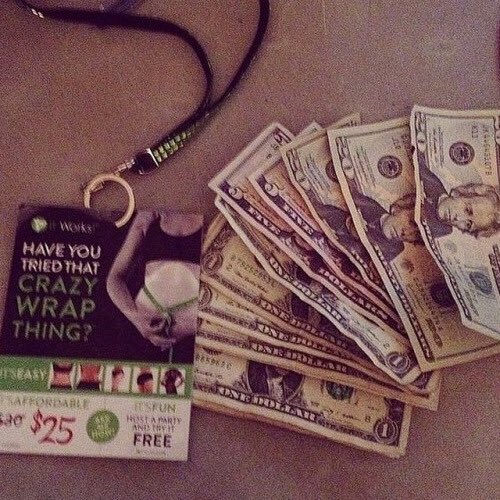 coach_itworks's tweet photo. When you have Wraps on you it seems you don't meet an ATM . #WrapCash #itworks #thatcrazywrapthing https://t.co/Dx5YzXXZhP
