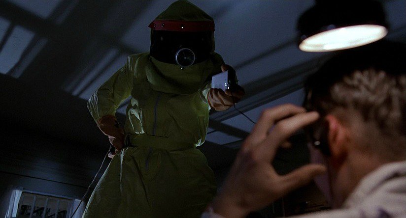 OnePerfectShot's tweet photo. BACK TO THE FUTURE (1985) DoP: Dean Cundey | Dir: Robert Zemeckis | https://t.co/D4zqdmTwpt https://t.co/7d4Azs1CN6