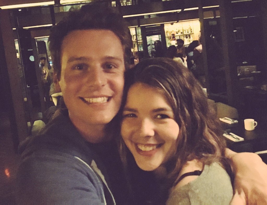 grofflins's tweet image. 🤗
