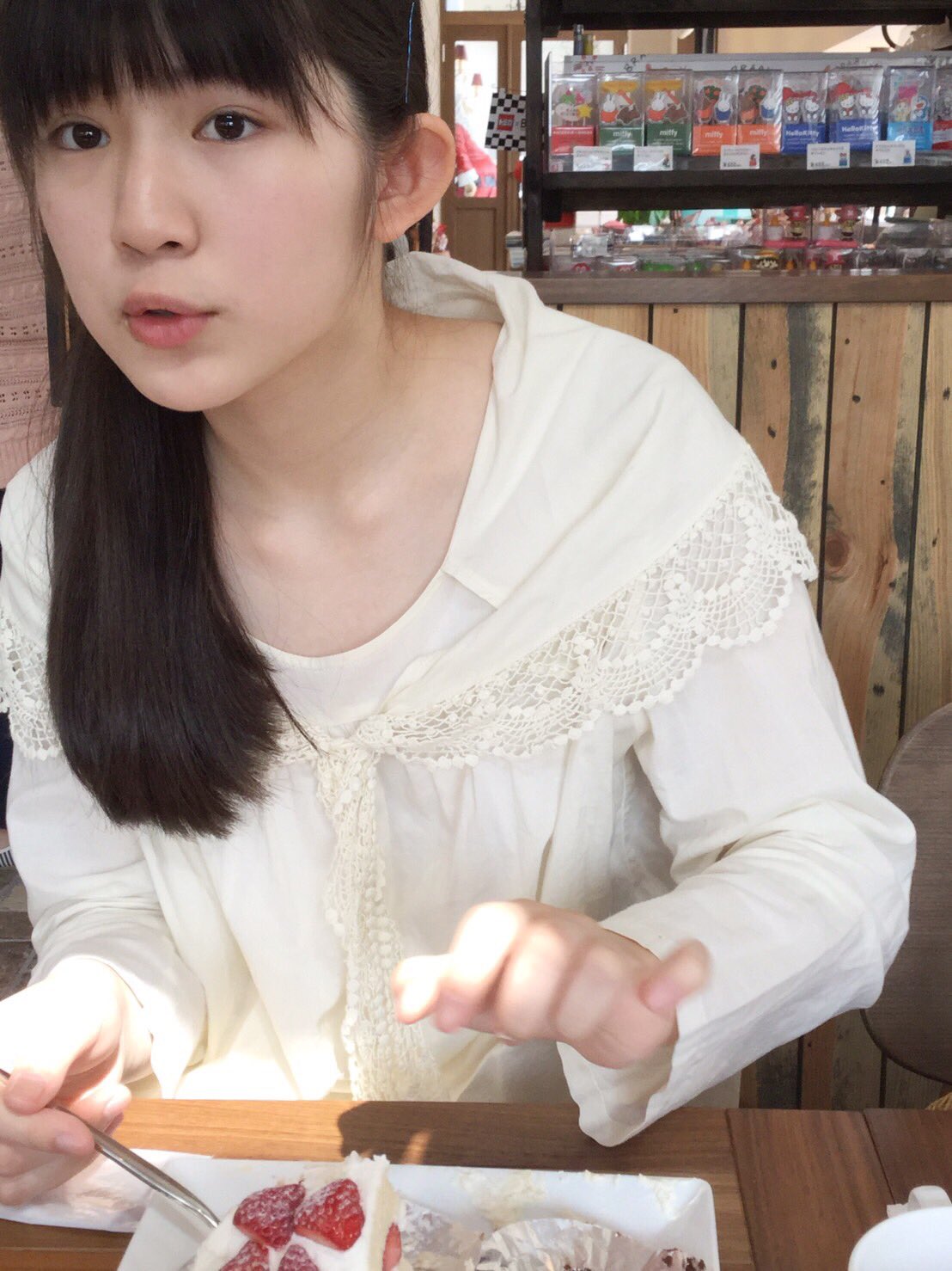 蒼波純 A Twitter 今日はケーキバイキングに来ています アルパジョンは俺物語の映画のロケ地にもなったお店です 宮城に来たら食べてくださいね わたしが好きなのは苺のケーキです 蒼波純 A Twitter 今日はケーキバイキングに来ています アルパジョンは俺物語の映画のロケ地にもなったお店です 宮城に来たら食べてくださいね わたしが好きなのは苺のケーキです
