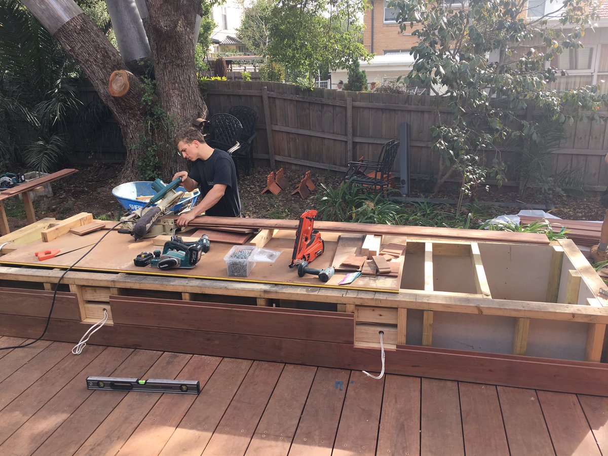 carpentrymjh's tweet image. Our team hard at work on our Burke Rd, Kew project #mjharris #carpentry #deck #build #melbourne @MJHarrisGroup