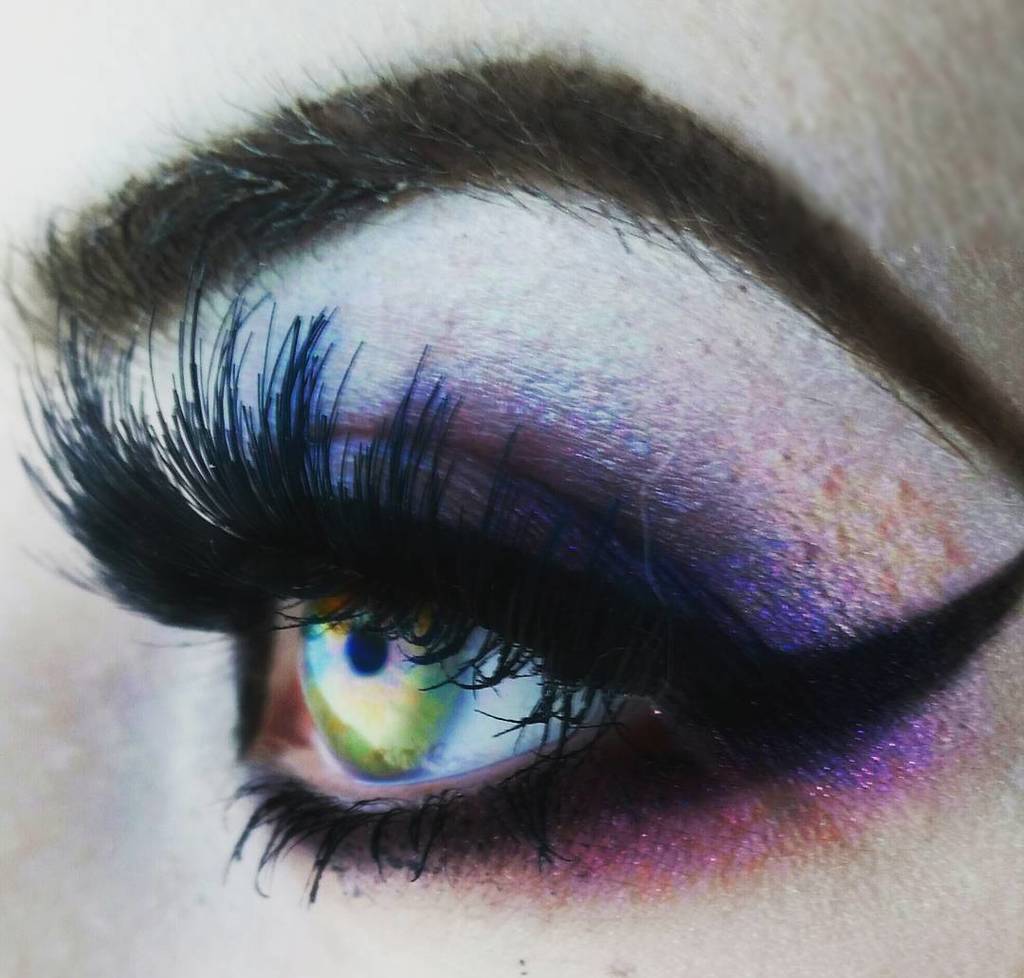 misseyemakeup's tweet photo. joocifer // Purple fluttereyes 😘 #makeup #makeupartist #mua #makeuplook #makeupjunkie #makeuplover #pale #complexio… https://t.co/4UQE3b0JrM