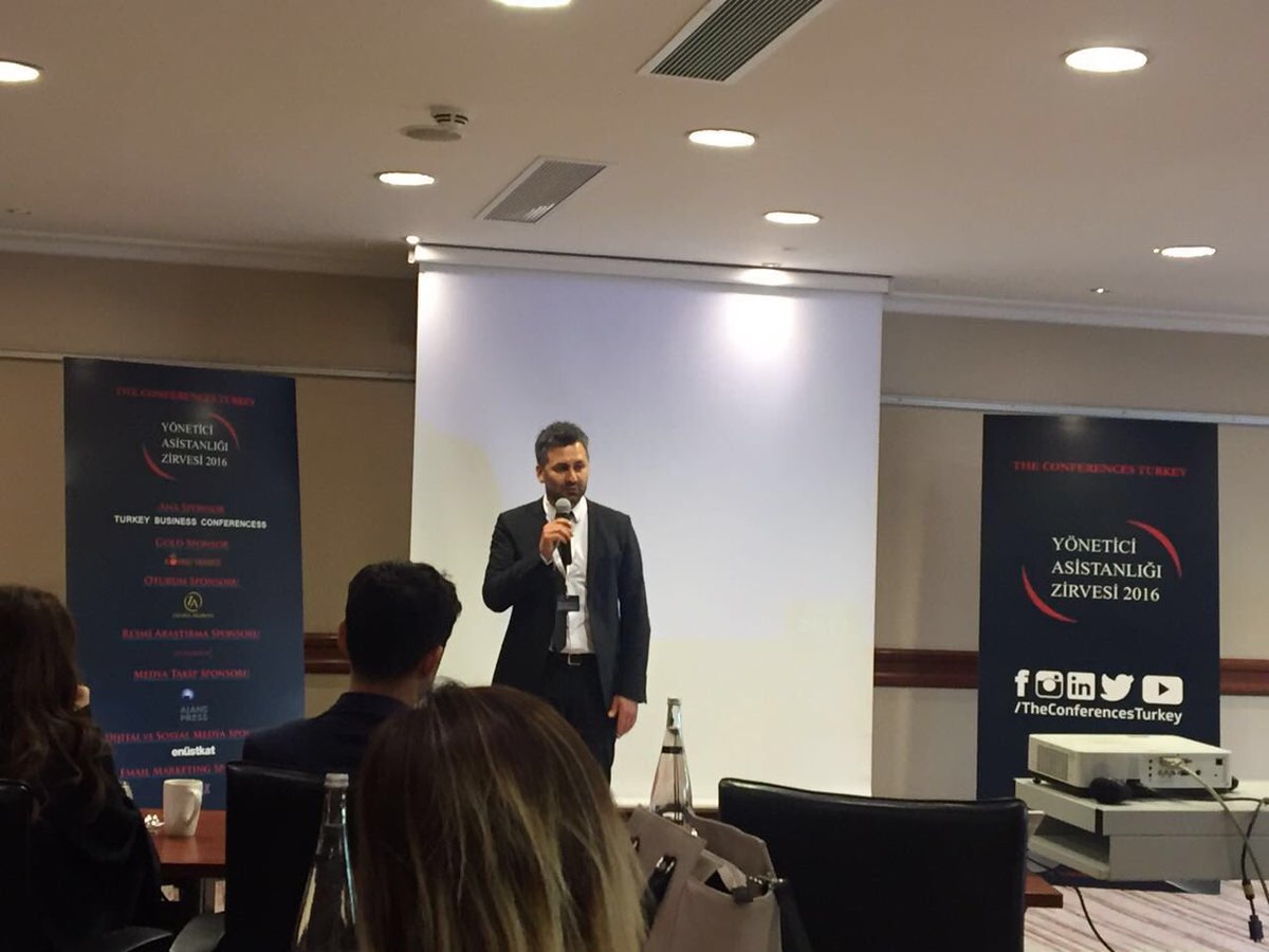 The Conferences Turkey Kurucusu ve Yöneticisi <a href="/mikailcosar/">Mikail Cosar</a> açılış konuşması ile Yönetici Asistanlığı Zirvesi başladı