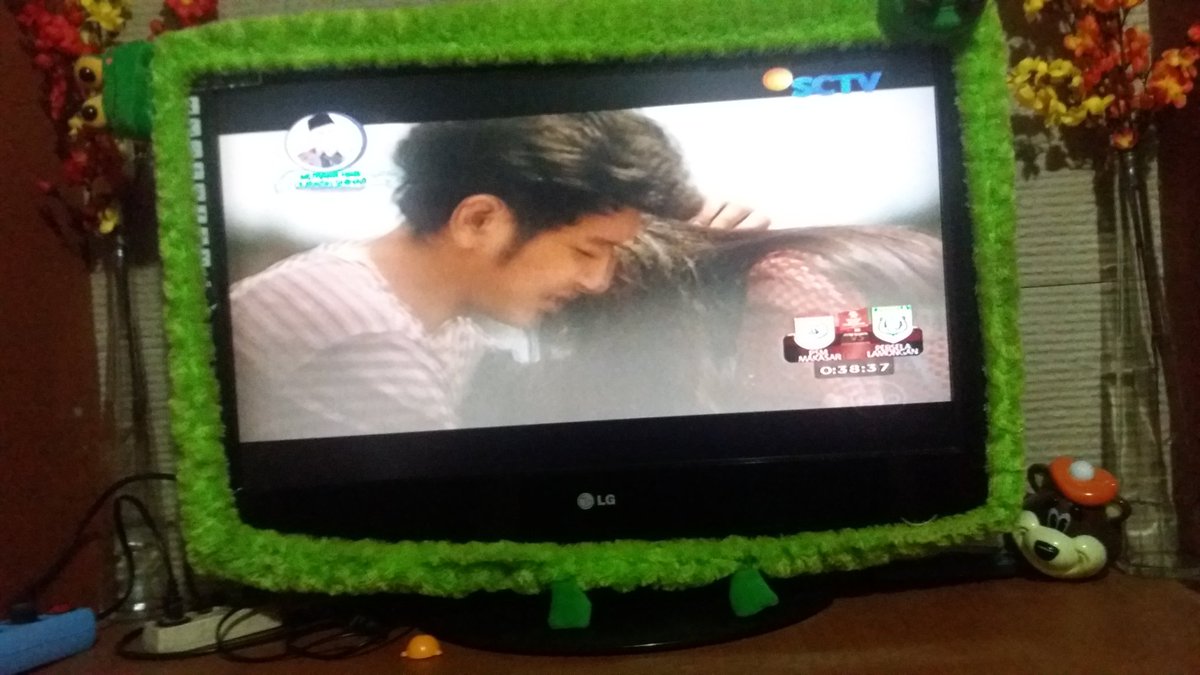 an_diEnzt's tweet photo. Anfal nangis nya ya allah @michelleziu 
Yang nonton nangisnya kaya kamu gitu #magichour @MagicHourID https://t.co/vSuJmazXEg