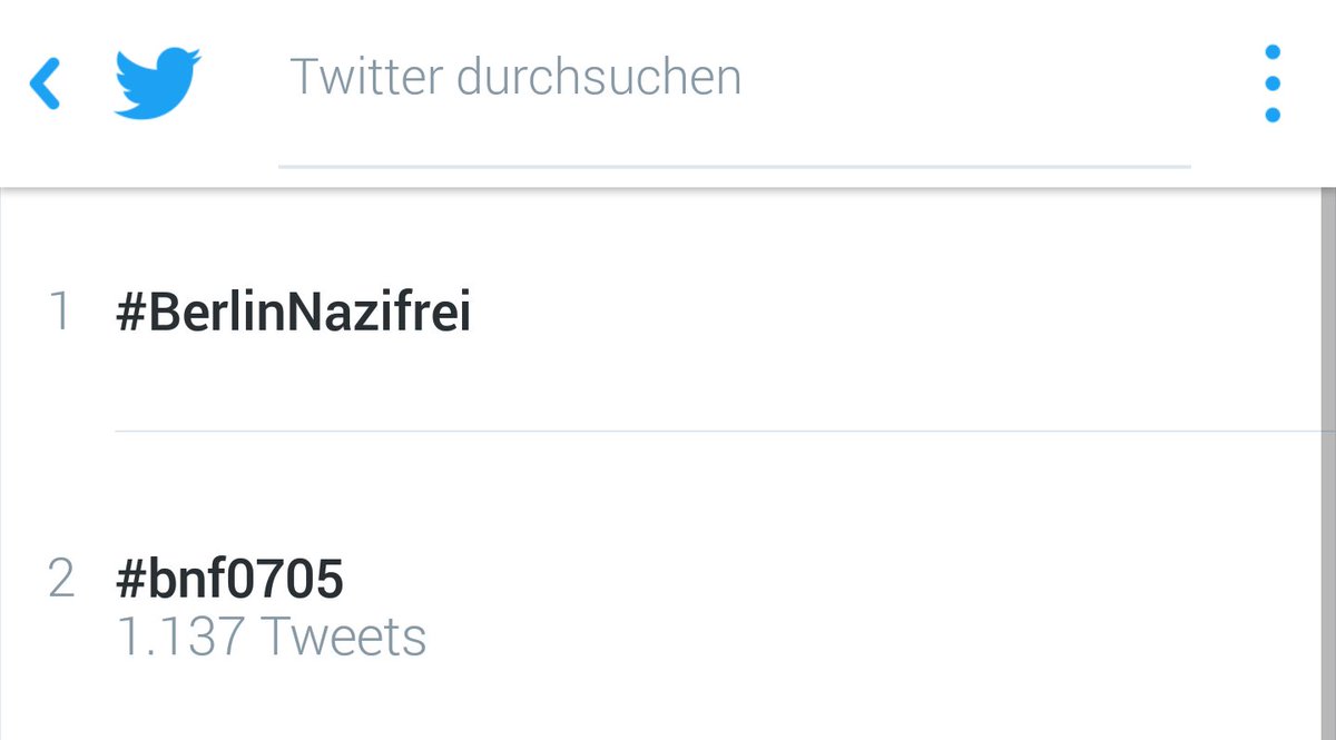 DankeAntifa's tweet photo. #DankeAntifa ❤
#bnf0705 #berlinnazifrei voll im Trend ✊😄 https://t.co/Z8Sb4n9EFT