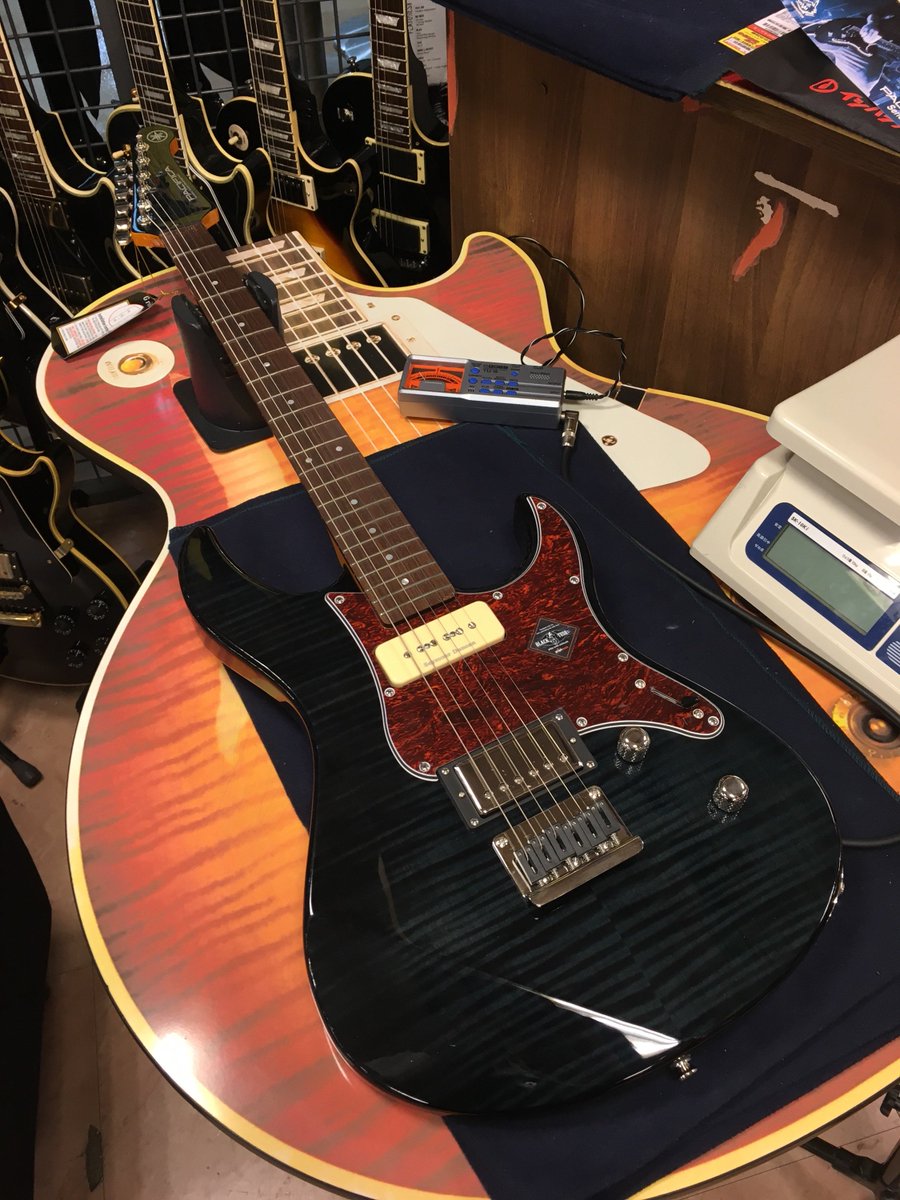 YAMAHAパシフィカあります】 みなさんご存知、マンウィズのギタリスト