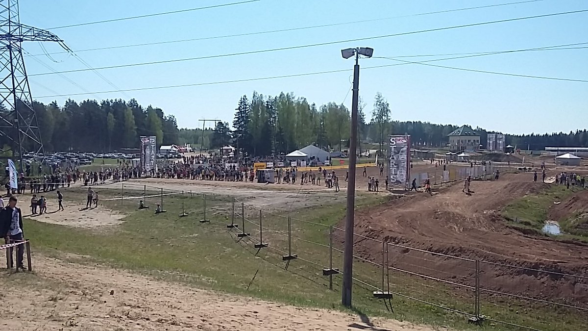 Kling klang esam klāt!
13.45 ejam gaisā!