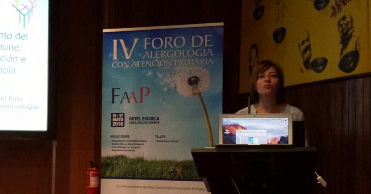Macu_Machin's tweet photo. Comienza la Dra Barrios Conceptos inmunológicos en #FAAP2016 https://t.co/uFqAYvX9em