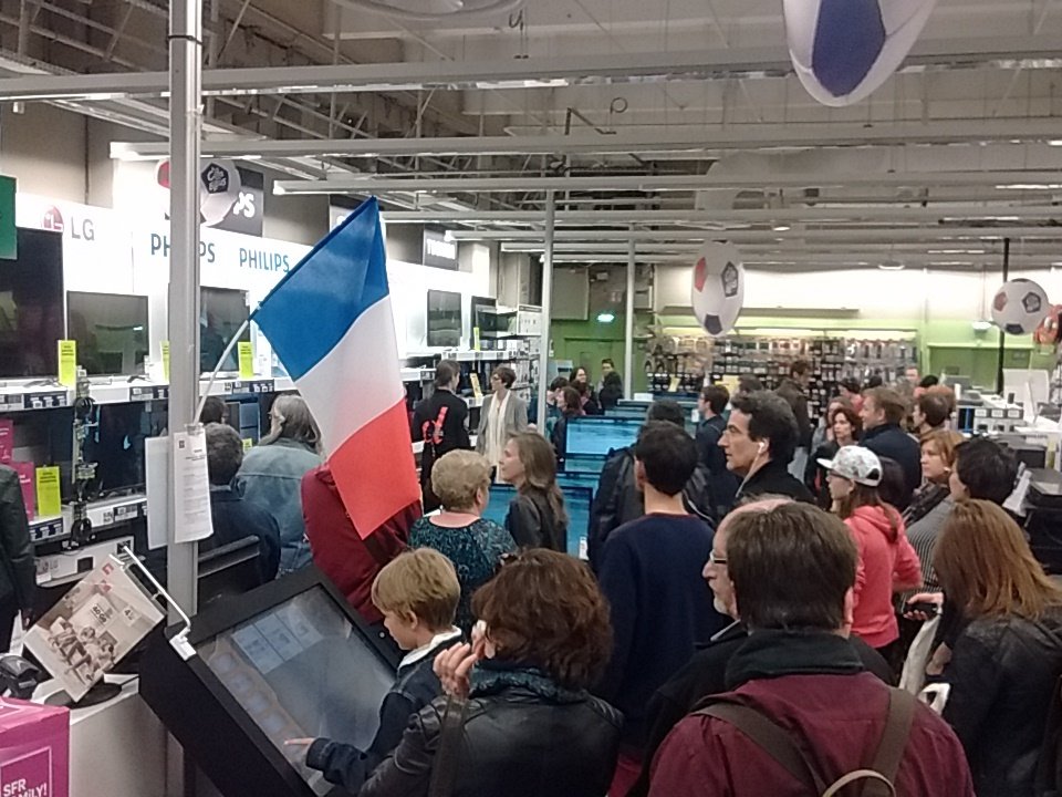 AileJDJ's tweet photo. #bordumonde https://t.co/QKH5Vjgr8O