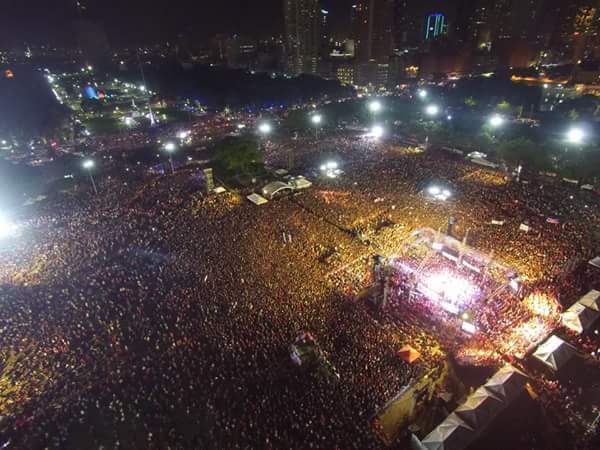 kimmyoooow's tweet photo. Tell me kung di pa mananalo to? Please don't cheat! #DuterteTillTheEnd #Duterte Duterte Grand Rally https://t.co/hsw4nhj3y5