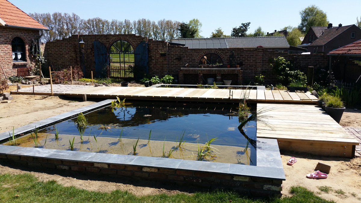 Bij Gardani kunt u ook terecht voor mooie #vijvers aangelegd door  specialisten meer info gardani.nl