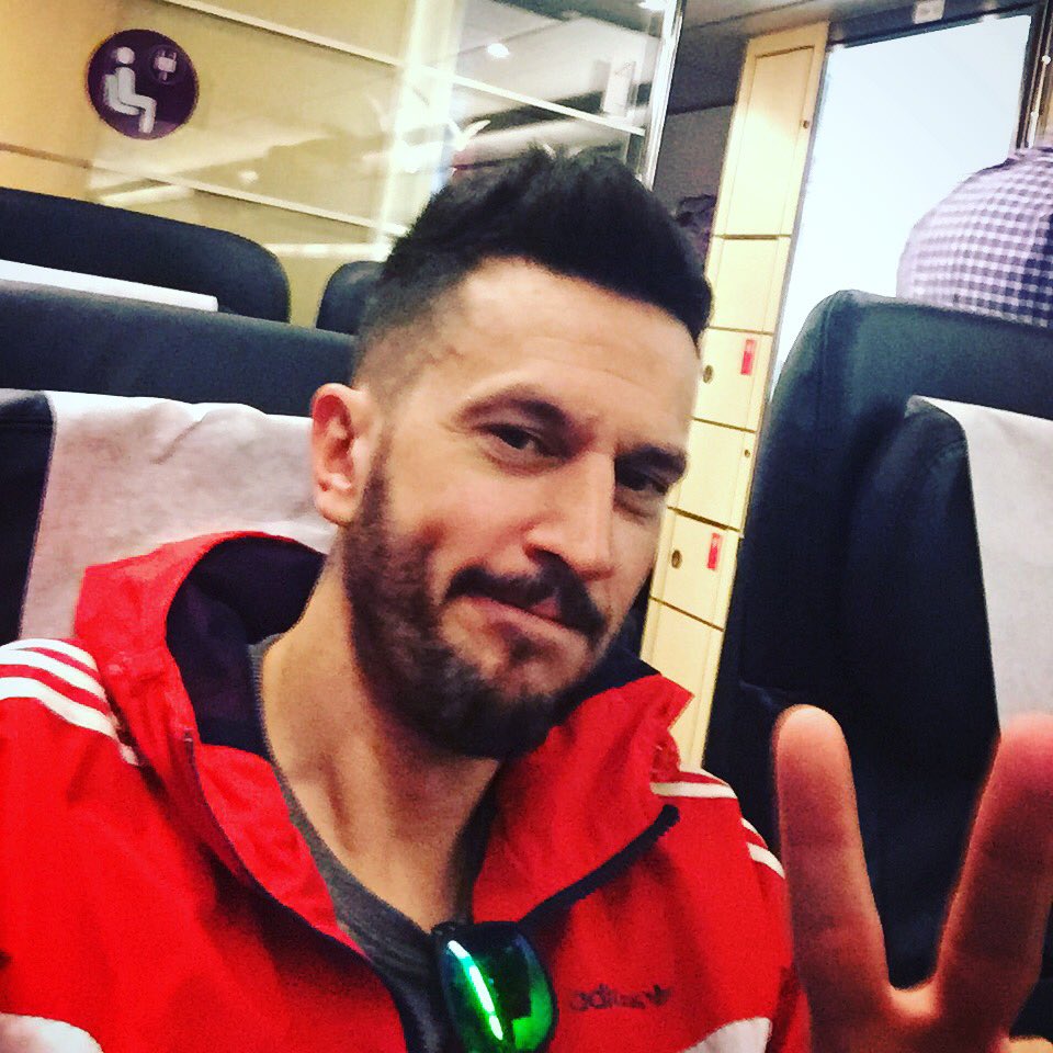 JoseAMdeejay's tweet image. Madrid... Allá vamos! Esta noche #MaximaPremiumFestival en @fabrikdiscoteca ganazas!!!