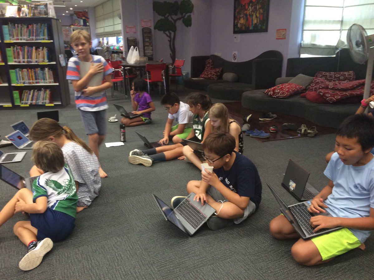 brazilmeg's tweet image. #globalcodeathon @UNIS_Hanoi is live! #unishanoiexcellentlearning