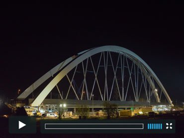 Bohemia63's tweet photo. #Timelapse video spectaculaire verplaatsing spoorbrug over A1. 
https://t.co/ri4EvkJVjc
#muiderberg #RWS #A1 https://t.co/1B4EHU3Qiy