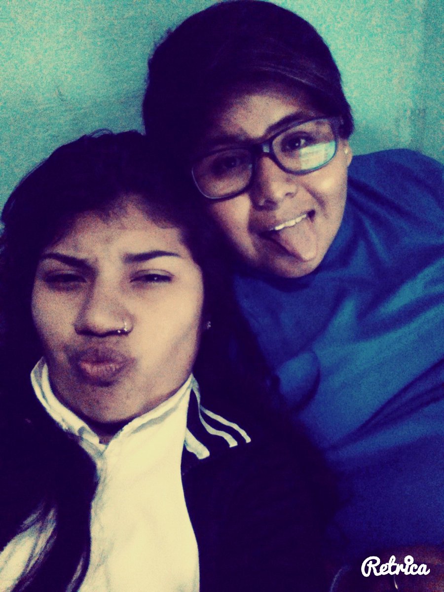 Yunitza09's tweet photo. Recién llegadas del cumple de #NuestraMejor #Tany :)
#ConMiMejor :*
#TeQuieroFea xD
@KarenLamas31 https://t.co/FV9TusmKJC