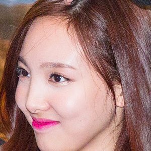 1O12D's tweet photo. 🌩 #แจกดิส rtตามทัก #พื้นที่โปร 🌩
🐻 nayeon 🎈 twice 🐻 https://t.co/rYwqXe3V39