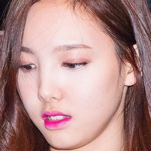1O12D's tweet photo. 🌩 #แจกดิส rtตามทัก #พื้นที่โปร 🌩
🐻 nayeon 🎈 twice 🐻 https://t.co/rYwqXe3V39