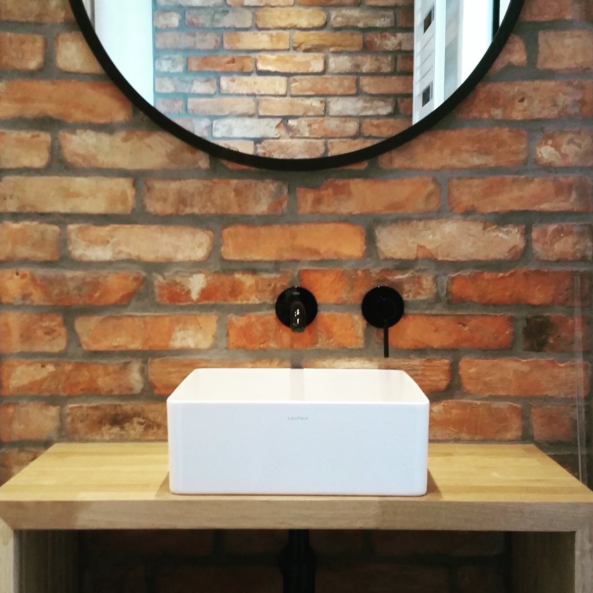 fabryka_wnetrz's tweet photo. #brick #wood #white #indrustial #minimal #bathroom #design #designer #interiordesigner #ilovegdn #blackandwhite https://t.co/g6BznYwJBo