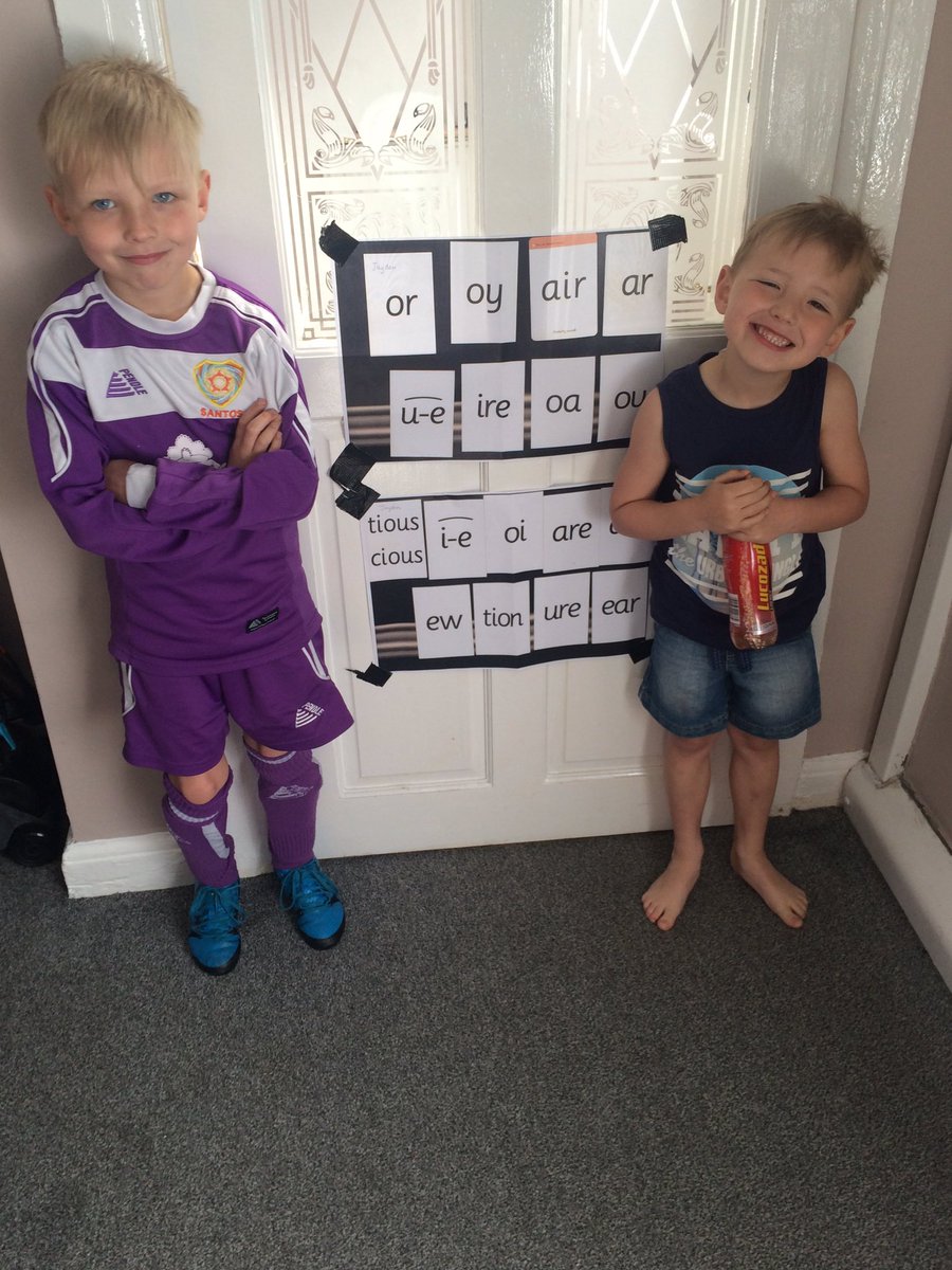 Phonics is fun in our house @Phase1Cc  and more fun because we have role play as Taylor is now a teacher for Jayden