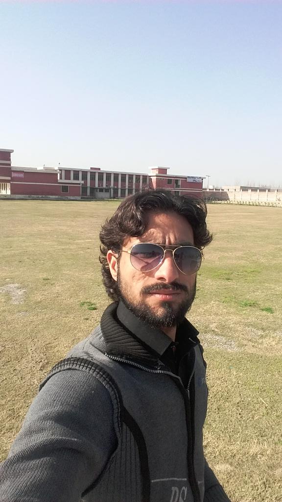 YasirkhanYusfxi's tweet image. @BkuC #BachaKhanUniversity life is meaningless without #Friends #Supportfor @PTIofficial
