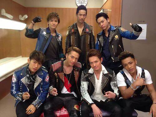 aaa_pomuniko's tweet photo. AAAと3代目やったらどっちがみんなは好き？
AAA→ＲＴ
3代目→いいね
よろしくお願いします😋 https://t.co/SjbDeL1BAa