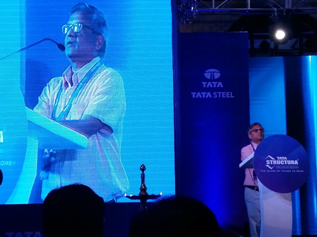 serailwaykol's tweet photo. GM/SER SRI A K GOEL DELIVERED LECTURE AT SEMINAR  ON "FUTURE SCENARIO AND TECH. INITIATIVES  BY IR" ON 6.5.16 AT KOL https://t.co/deLth0x8tG
