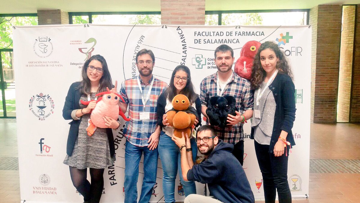 ReboticaUCM's tweet photo. ¡Enhorabuena a @AsefSalamanca por el #FarmaForum2016! #GiantMicrobe #fforum16. https://t.co/onhWgxbVvN