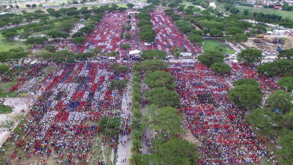 Akoaybabangon's tweet photo. #DuterteSolid sa Davao City.... https://t.co/FKymHeewFY