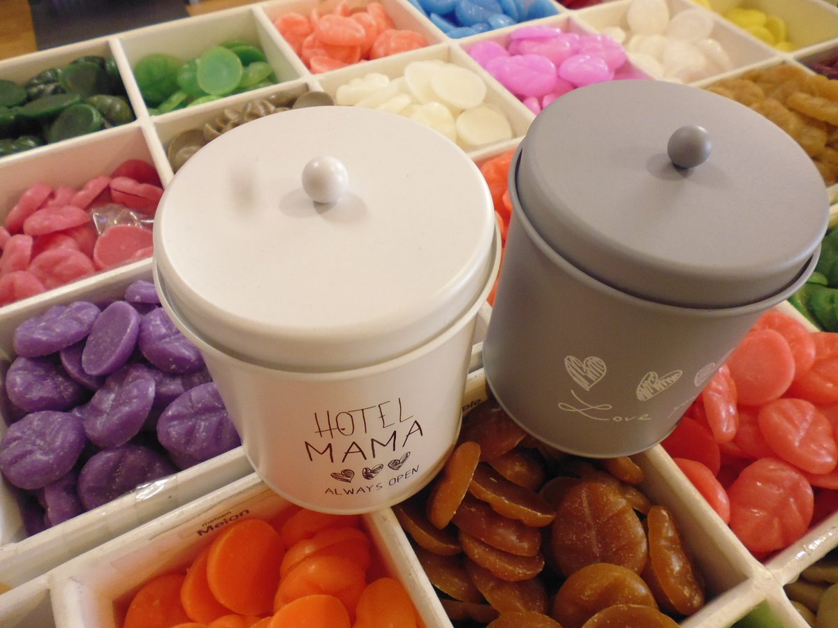 kokenenwonen's tweet photo. We hebben wel 72 geuren #Scentchips, geurkaarsjes. Speciale actie: bewaarblik met 13 scentchips naar keuze nu 9,95. https://t.co/mt54w4jQMS